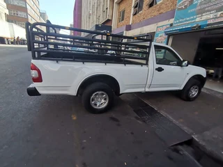 2012 Isuzu KB 250, White with 96000km available now!