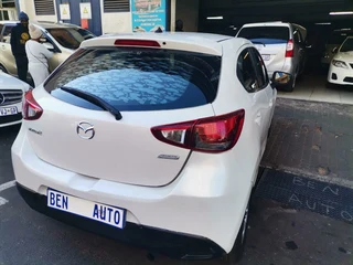 2017 Mazda Mazda2 1.3 Active, White with 89000km available now!