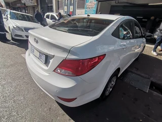 2016 Hyundai Accent 1.6 Glide AT, White with 87000km available now!