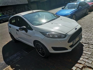 2015 Ford Fiesta 1.4 Ambiente 5-Door, White with 56000km available now!