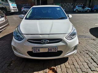 2016 Hyundai Accent 1.6 Glide AT, White with 87000km available now!