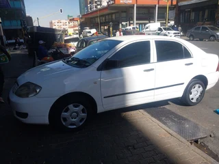 2006 Toyota Corolla 140i, White with 98000km available now!