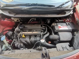 2012 Kia Rio 1.4 LX 5-Door AT, Burgundy with 87000km available now!