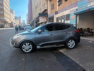 2012 Hyundai ix35 2.0 GL 4x2, Grey with 110000km available now!