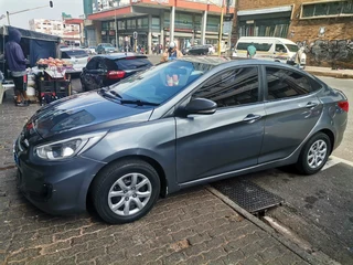 2016 Hyundai Accent 1.6 Glide AT, Grey with 70000km available now!