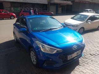 2020 Hyundai i20 1.4 Fluid, Blue with 75000km available now!