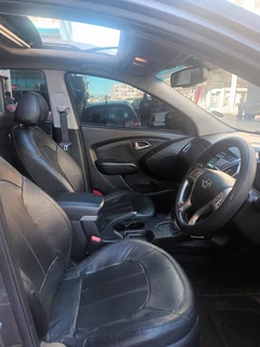 2012 Hyundai ix35 2.0 GL 4x2, Grey with 110000km available now!