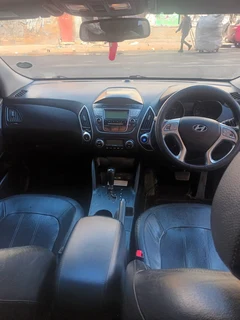 2012 Hyundai ix35 2.0 GL 4x2, Grey with 110000km available now!