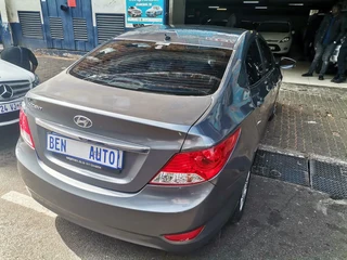 2016 Hyundai Accent 1.6 Glide AT, Grey with 70000km available now!