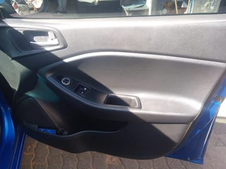 2020 Hyundai i20 1.4 Fluid, Blue with 75000km available now!