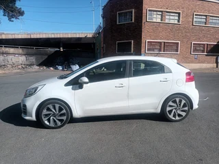 2015 Kia Rio 1.4 TEC 5 Door, White with 97000km available now!