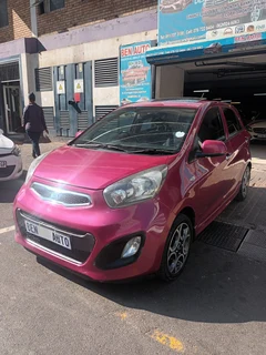 2013 Kia Picanto 1.2 LS, Pink with 104000km available now!