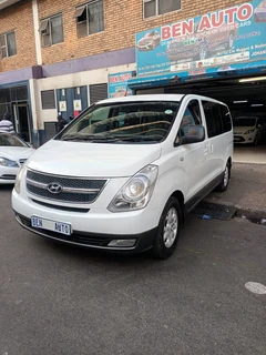 2012 Hyundai H1 2.5 VGTi GL 6-Seater Multicab AT, White with 117000km available now!