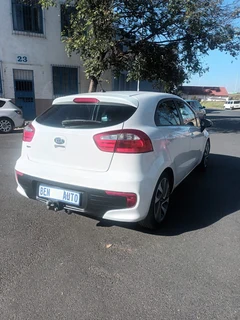 2015 Kia Rio 1.4 TEC 5 Door, White with 97000km available now!