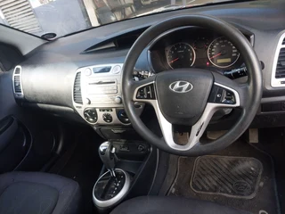 2010 Hyundai i20 1.4 Fluid, Red with 85000km available now!