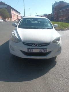 2012 Hyundai Elantra 1.6 GLS AT, White with 103000km available now!