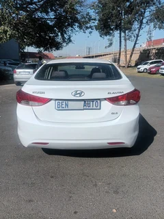 2012 Hyundai Elantra 1.6 GLS AT, White with 103000km available now!