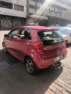 2013 Kia Picanto 1.2 LS, Pink with 104000km available now!