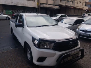 2020 Toyota Hilux 2.4 GD A/C, White with 87000km available now!