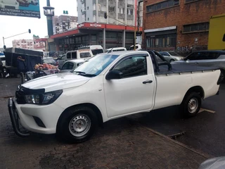 2020 Toyota Hilux 2.4 GD A/C, White with 87000km available now!
