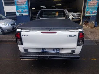 2020 Toyota Hilux 2.4 GD A/C, White with 87000km available now!