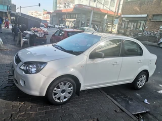 2015 Ford Ikon 1.6 Ambiente, White with 88000km available now!