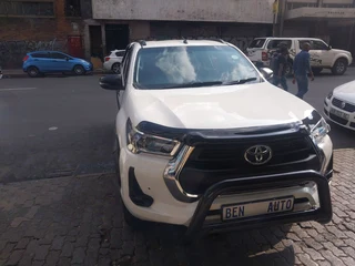 2023 Toyota Hilux 2.4 GD-6 4x4 SRX, White with 21000km available now!