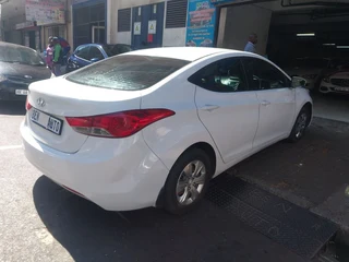 2013 Hyundai Elantra 1.6 Executive, White with 88000km available now!