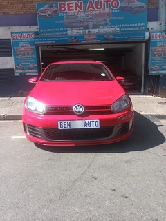 2013 Volkswagen Golf Vi 2.0 TSI  GTI DSG, Red with 104000km available now!