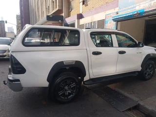 2023 Toyota Hilux 2.4 GD-6 4x4 SRX, White with 21000km available now!