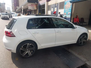 2013 Volkswagen Golf 7 1.4 TSI BMT Comfortline DSG, White with 87000km available now!