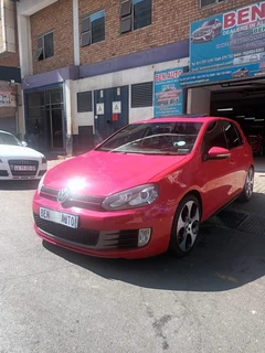2013 Volkswagen Golf Vi 2.0 TSI  GTI DSG, Red with 104000km available now!