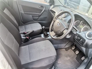 2015 Ford Ikon 1.6 Ambiente, White with 88000km available now!