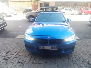 2014 BMW 316i, Blue with 143000km available now!