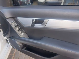 2013 Mercedes-Benz C 180 9G-Tronic