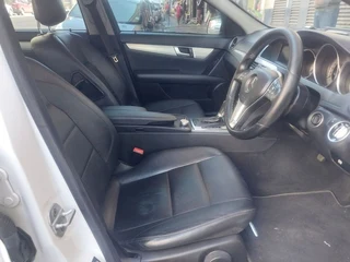 2013 Mercedes-Benz C 180 9G-Tronic