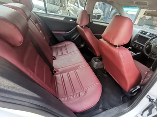 2018 Volkswagen Jetta 1.6 Comfortline, White with 85000km available now!