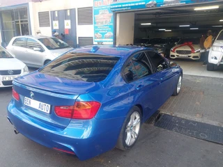 2014 BMW 316i, Blue with 143000km available now!