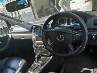 2011 Mercedes-Benz B 180, White with 101000km available now!