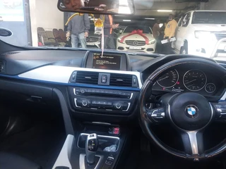 2014 BMW 316i, Blue with 143000km available now!