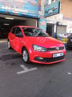 2020 Volkswagen Polo Vivo Hatch 1.4 Trendline, Red with 34000km available now!