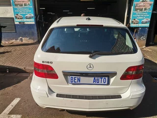 2011 Mercedes-Benz B 180, White with 101000km available now!