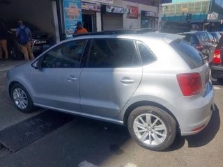 2014 Volkswagen Polo 1.2 TSI Comfortline, Silver with 89000km available now!