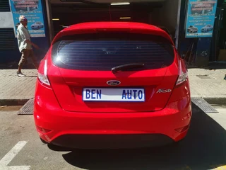 2013 Ford Fiesta 1.4 Trend 5-Door, Red with 77000km available now!