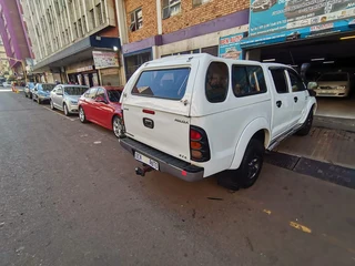 2008 Toyota Hilux 3.0 D-4D D/Cab 4x4 Raider, White with 156000km available now!