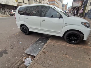2009 Toyota Avanza 1.5 SX, White with 95000km available now!