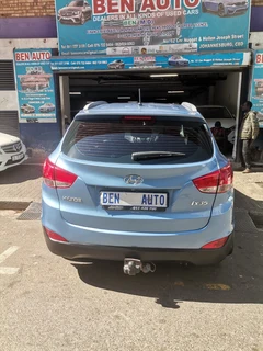 2015 Hyundai ix35 2.0 Premium 4x2, Blue with 82000km available now!