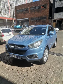2015 Hyundai ix35 2.0 Premium 4x2, Blue with 82000km available now!
