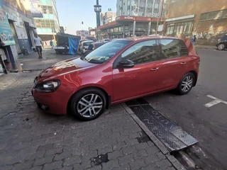 2011 Volkswagen Golf VI 1.4 TSI Comfortline, Burgundy with 95000km available now!