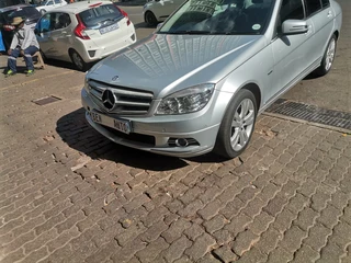 2011 Mercedes-Benz C 180 BlueEFFICIENCY Classic, White with 96000km available now!